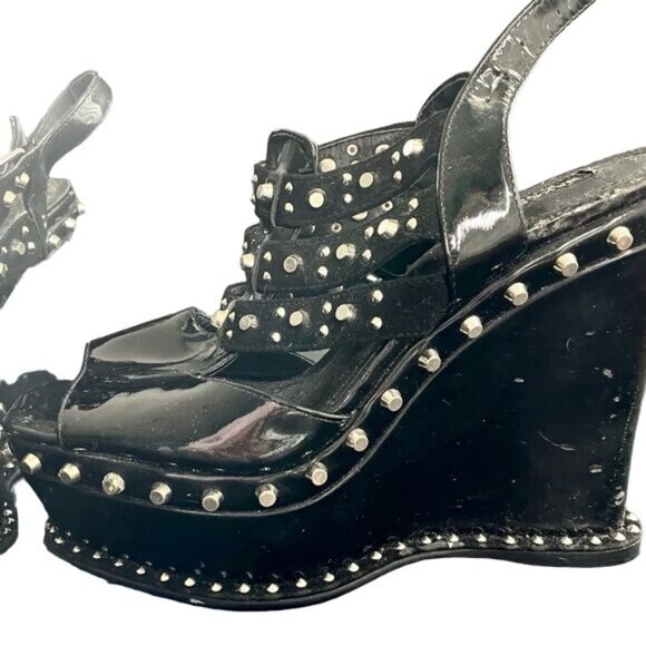 Bakers Elite Platform Black shoes with Studs size 6. - Picture 4 of 9